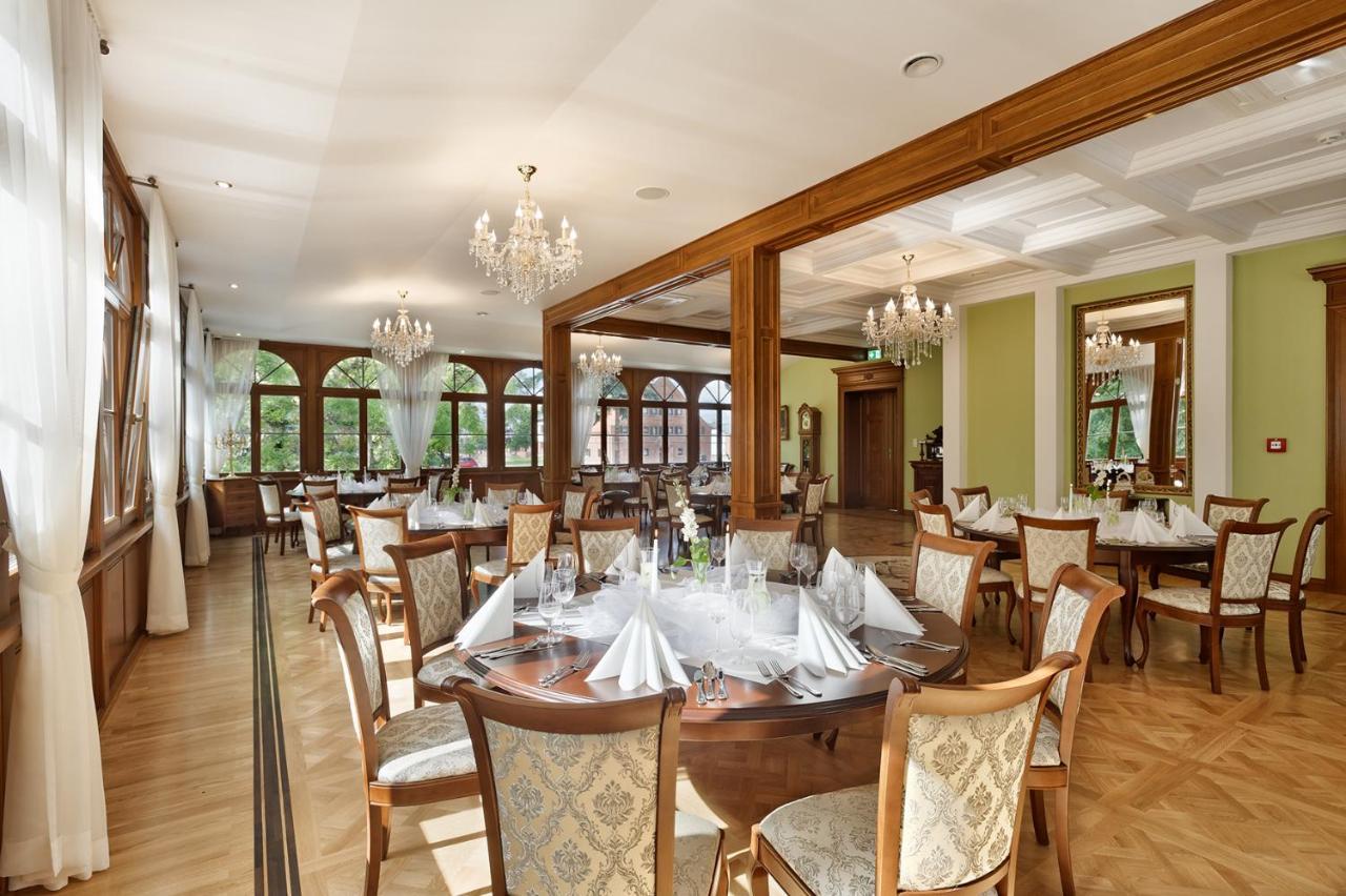 Palac Mortegi Hotel & Spa- Restauracja Szlachecka, Spa, Basen, Sauny, Jazda Konna, Mini Zoo- Luksus, Relaks I Przyroda W Jednym! Lubawa Luaran gambar